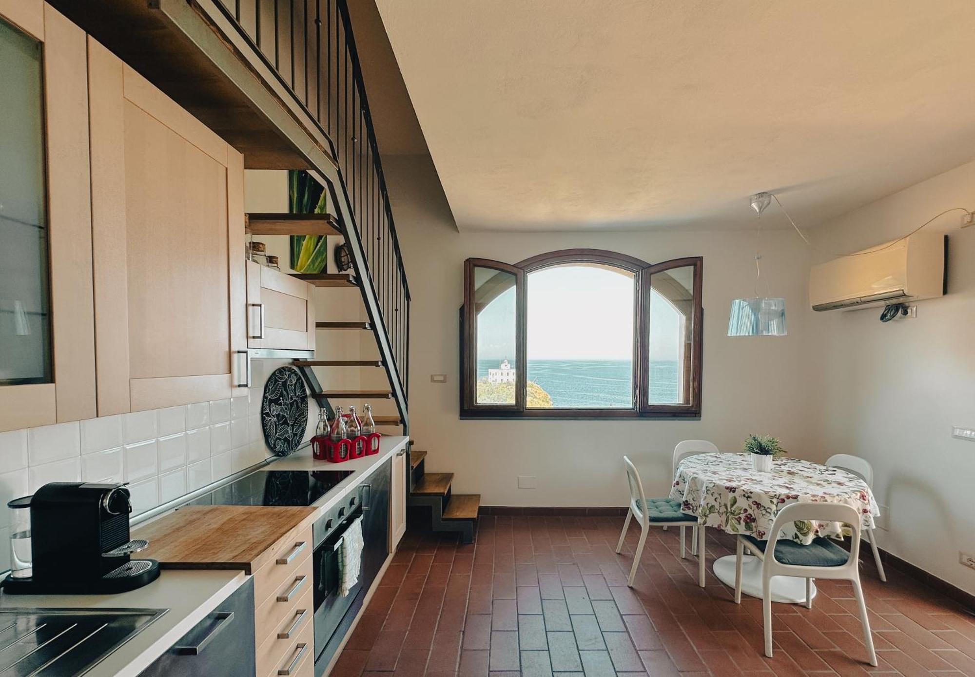 Casa Rais Dragut * Capraia